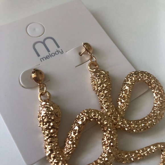 Gold snake earrings - Picture 2 of 6
